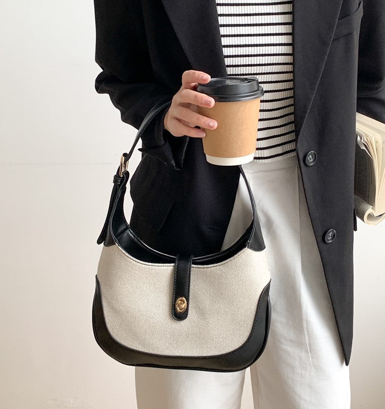 Cecil Canvas Shoulder Bag