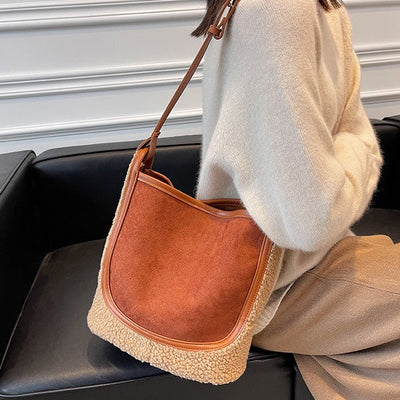 Dolly Shoulder Bag