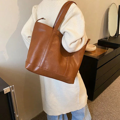 Luxee Classic Tote