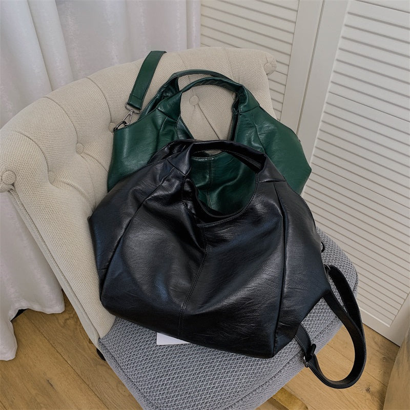 Betty Hobo Tote