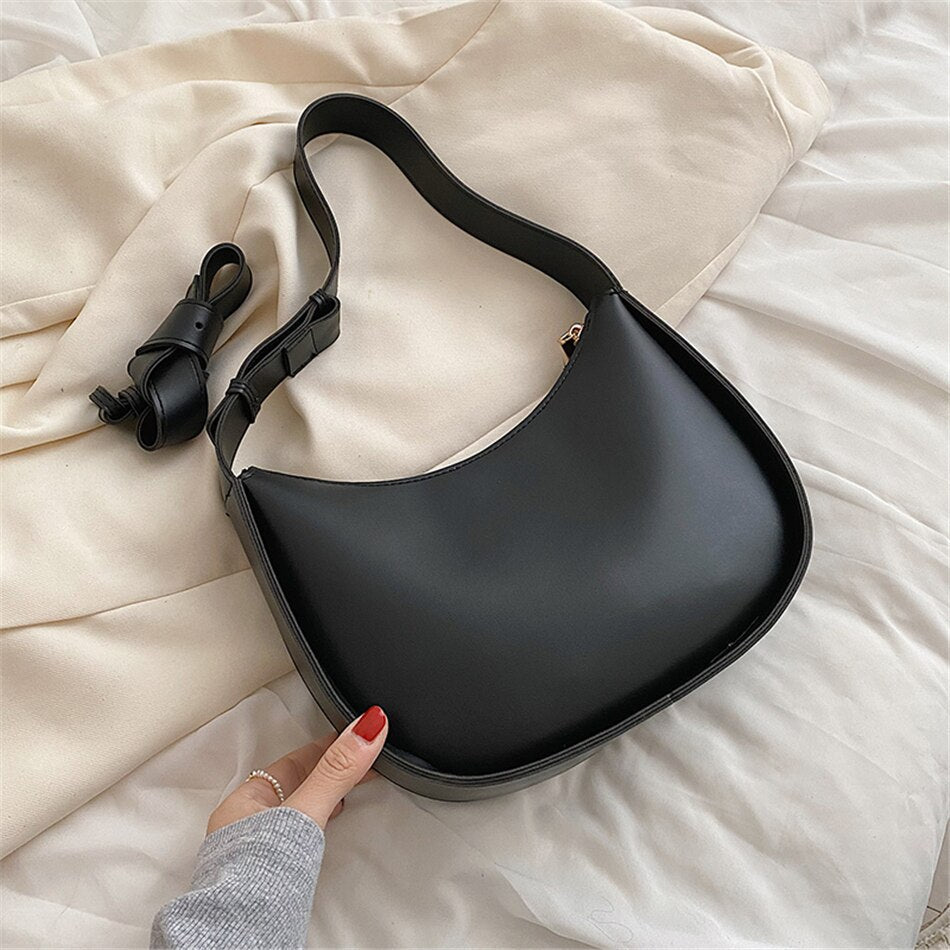 Minimal Hobo Bag