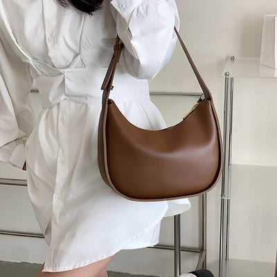 Minimal Hobo Bag