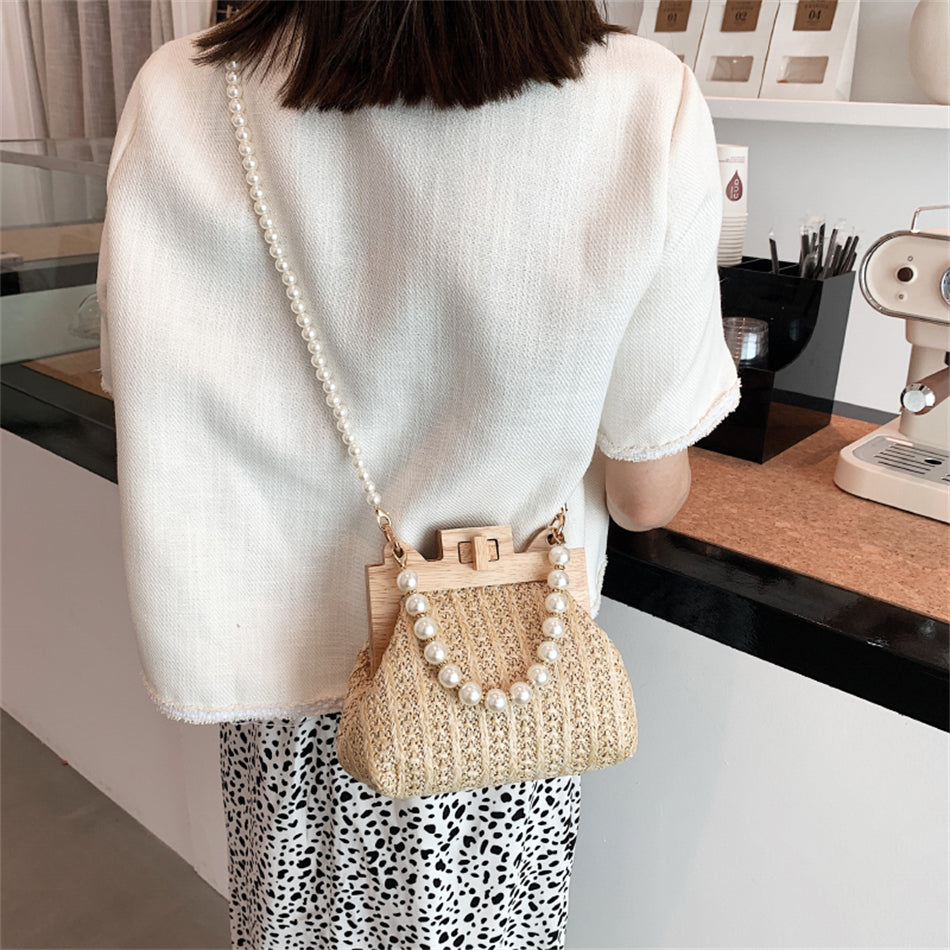 Willow Straw Bag